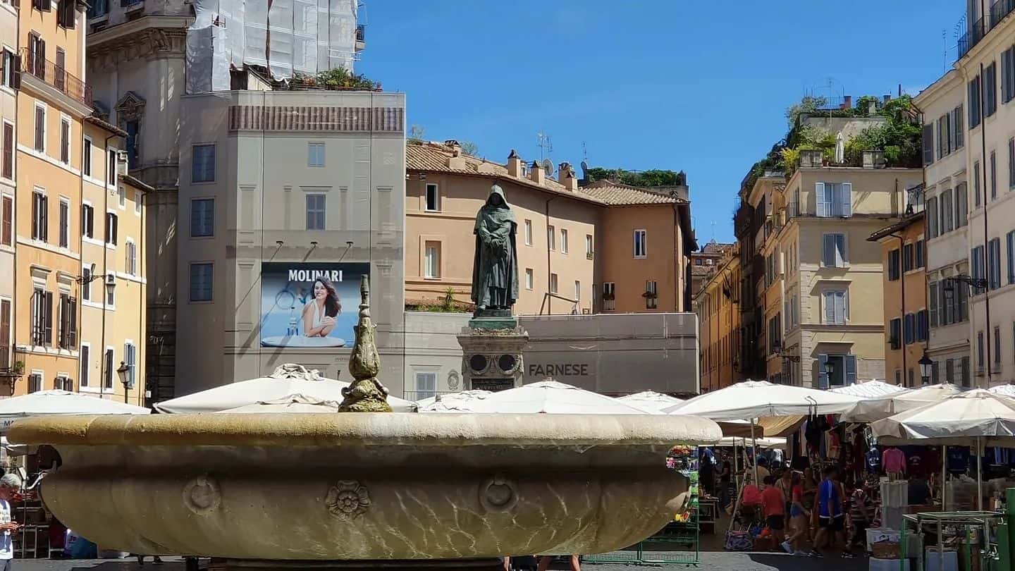 Las más bellas plazas y fuentes de Roma 6